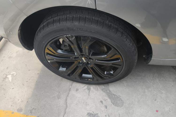 Used Wey VV5 2017 2.0T Flagship Edition
