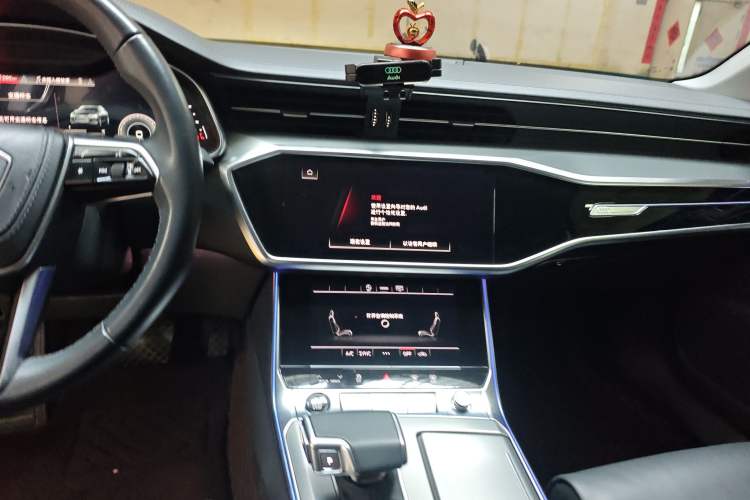 Used Audi A6L 2024 45 TFSI Prestige Elegant Edition
