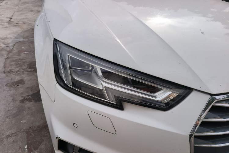 Used Audi A4L 2018 30th Anniversary Edition 40 TFSI Fashion Model