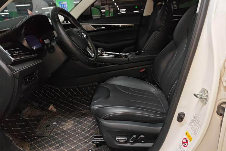 Used CHANGAN CS85 COUPE 2019 2.0T Automatic Smart Version China VI Standard