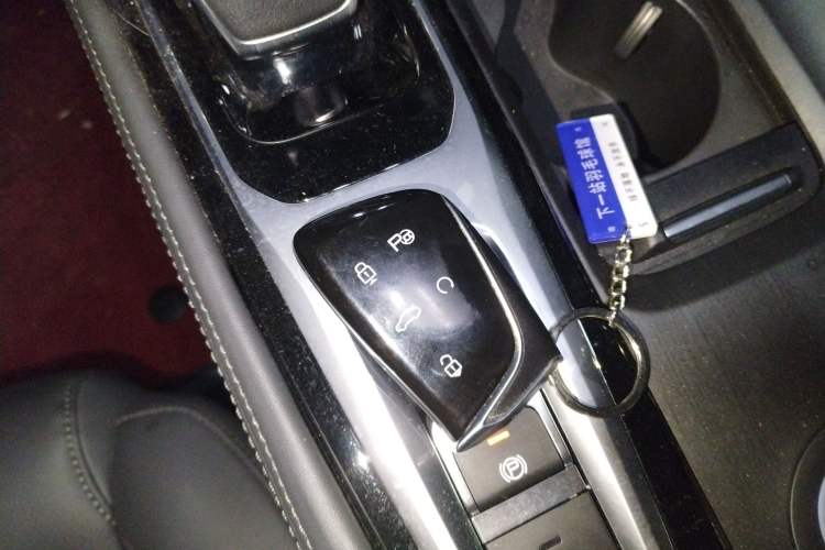 Used Dongfeng Aeolus Huge 2022 Mach Power 1.5T Dare-to-Love Edition
