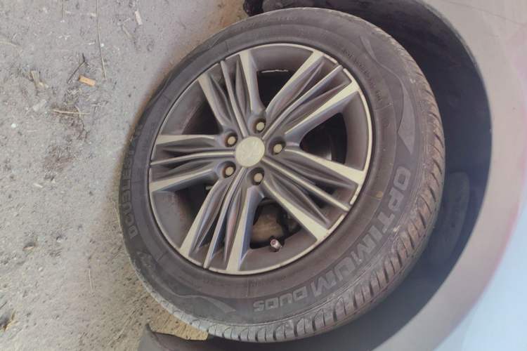 Used Peugeot 308 2016 1.6L Manual Fashion Edition Right Front Wheel Hub