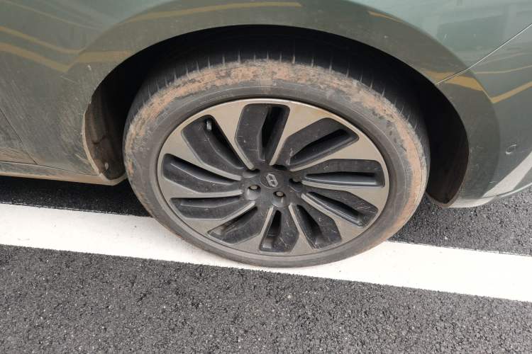 Used Hima AITO M5 2022 Extended-Range Four-Wheel Drive Ultimate Edition
