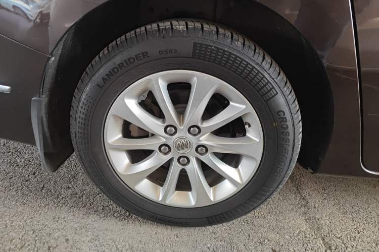 Used Buick GL8 2018 ES 28T Premium Model China VI Standard
