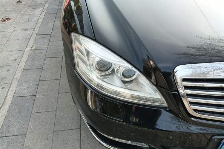 Used Mercedes-Benz S-Class 2010 S 400 L HYBRID
