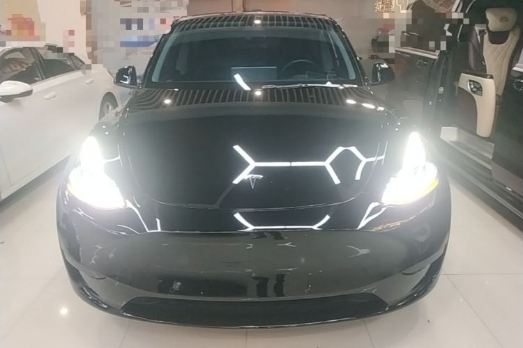 Used Tesla Model Y 2023 Rear-Wheel-Drive Version
