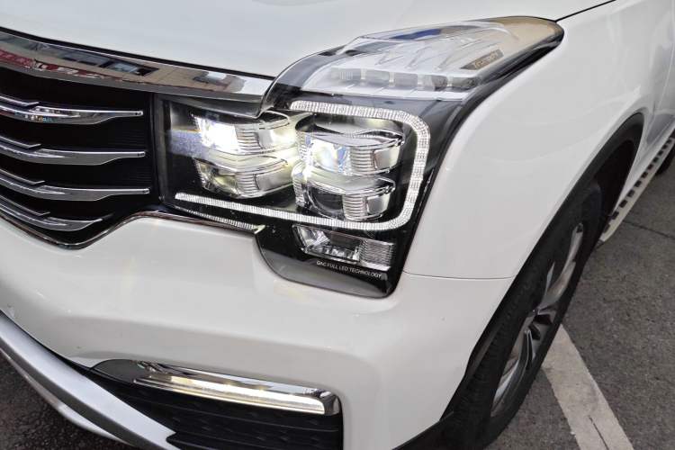 Used GAC Trumpchi GS8 2019 390T Two-Wheel Drive Luxury Smart Connectivity Version (7 Seats) Left Front Headlight