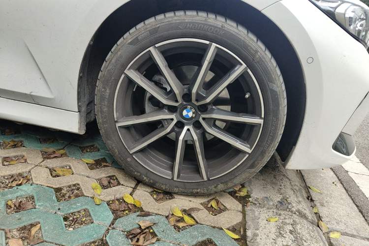 Used BMW 3 Series 2023 325Li M Sport Package