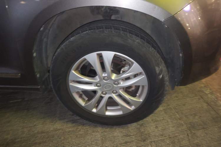 Used Haval H6 2011 2.0L Manual Two-Wheel Drive Elite Version