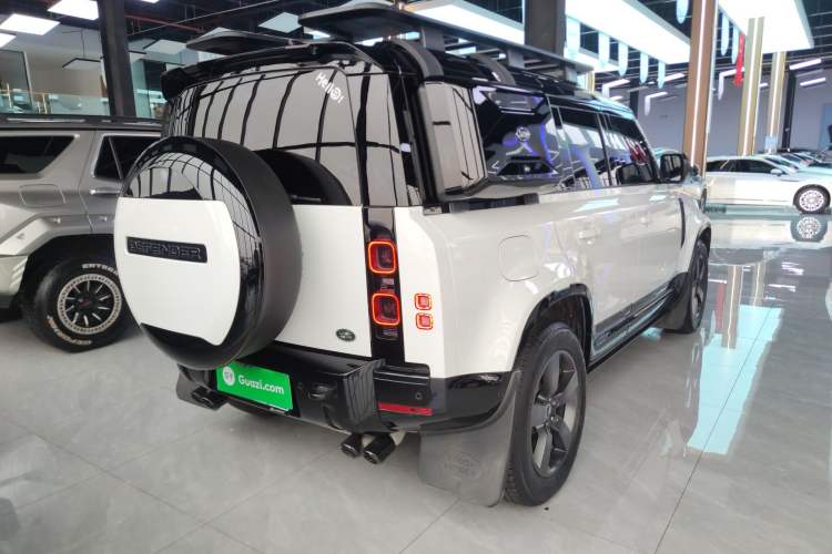 Used Land Rover Defender 2024 110 3.0T P400 X-DYNAMIC HSE
