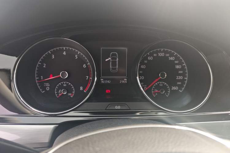 Used Volkswagen Lamando 2015 280TSI DSG Comfort Edition Instrument Cluster