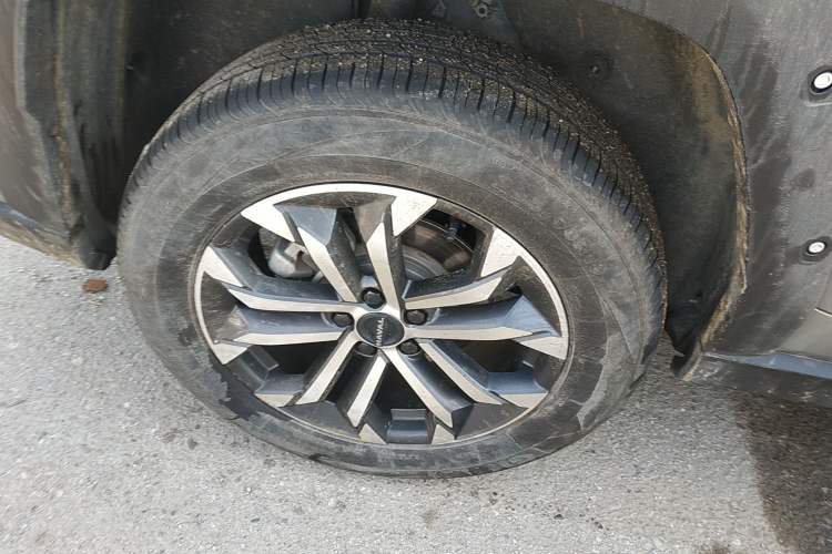 Used Haval H Dog 2023 1.5T Two-Wheel Drive Chao Ye Version Plus Right Rear Wheel Hub