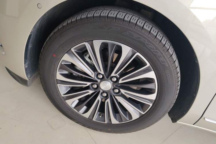 Used Buick GL8 2020 ES Land Cruiser 653T Flagship Model