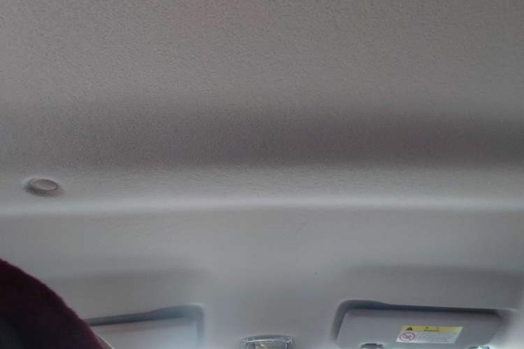 Used Dongfeng NAMMI BOX 2022 Revised Light Wind Edition 201 km Standard Version