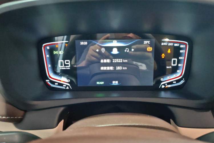 Used Bestune M9 2023 2.0T Prestige Edition
