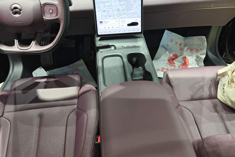 Used Nio ET5T 2024 75kWh Touring Gear Lever