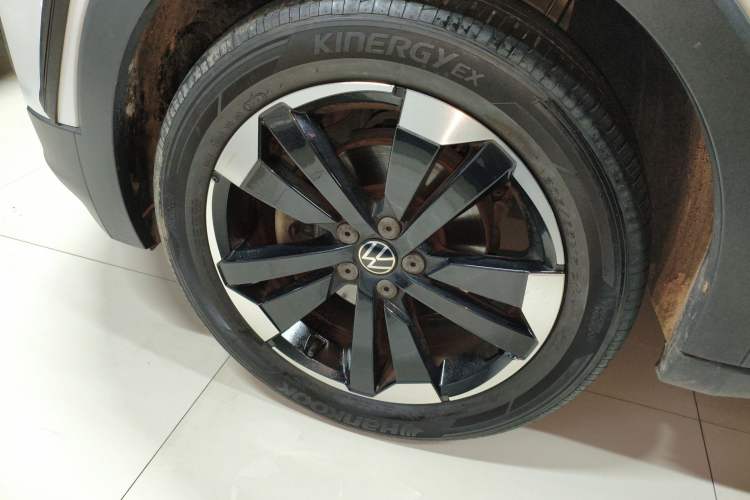 Used Volkswagen Tacqua 2020 1.5L Automatic Yue Left Front Wheel Hub