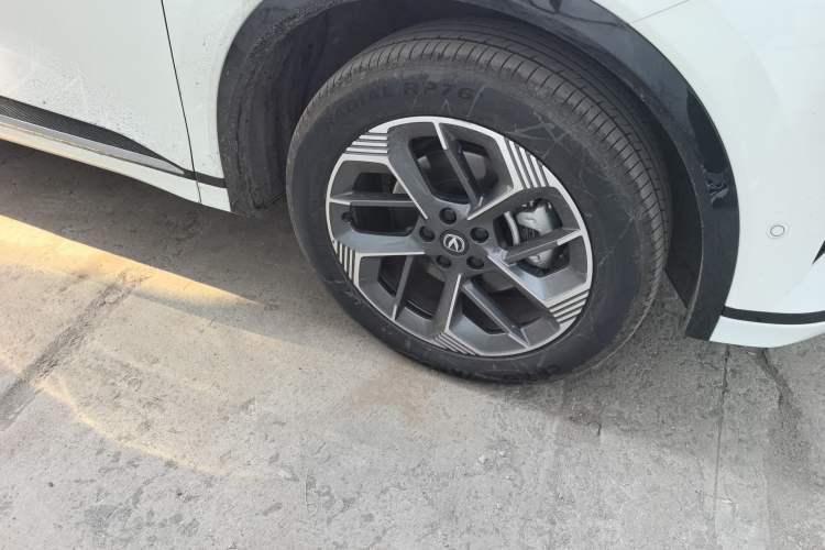 Used CHANGAN CS75 PLUS 2025 4th Generation 1.5T New Blue Whale Smart Flagship Version