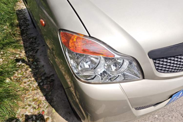 Used Haima Fosida Rongda 2012 1.0L Standard Version LJ465QR1E2 Right Front Headlight