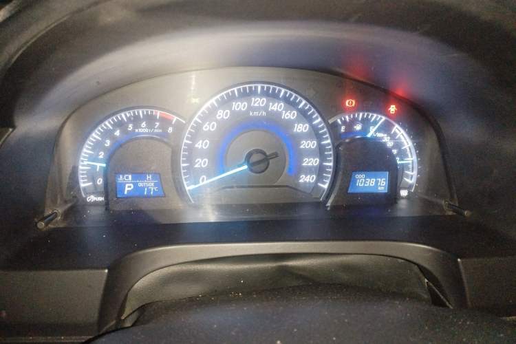 Used Toyota Camry 2016 2.0G 10th Anniversary Leading Edition Instrument Cluster