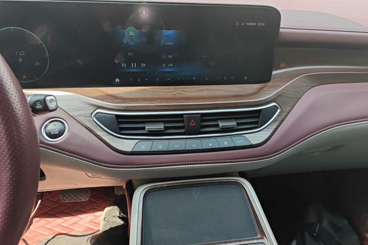 Used Ford Equator 2021 EcoBoost 225 Premier PLUS 6-Seater
