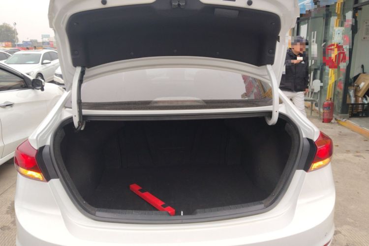 Used Hyundai Elantra (6th Generation / Lingdong) 2016 1.6L Automatic ZhiXuan – Elite Version
