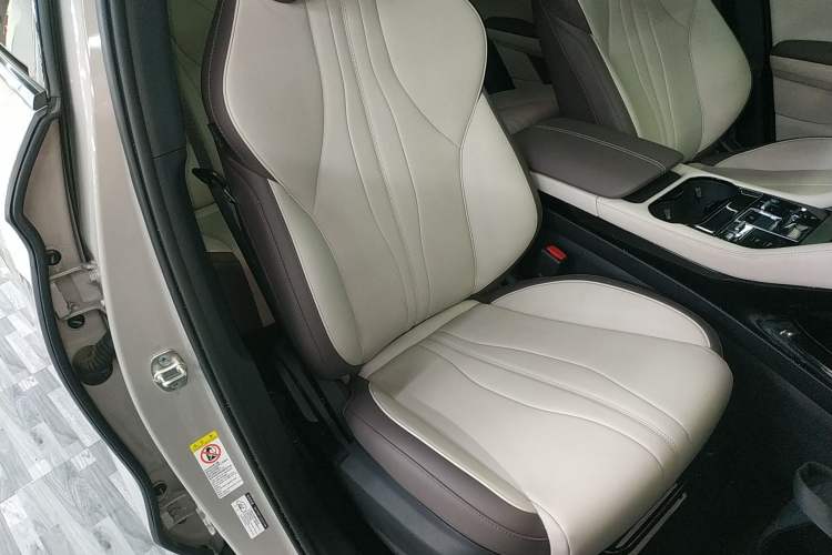 Used BYD Song PLUS New Energy 2025 DM-i Intelligent Driving 112KM Prestige Model