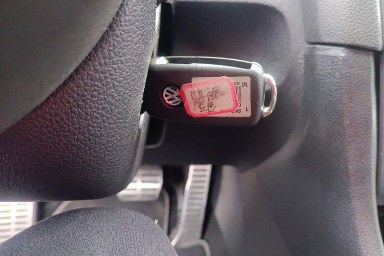 Used Volkswagen Golf 2011 2.0 TSI R
