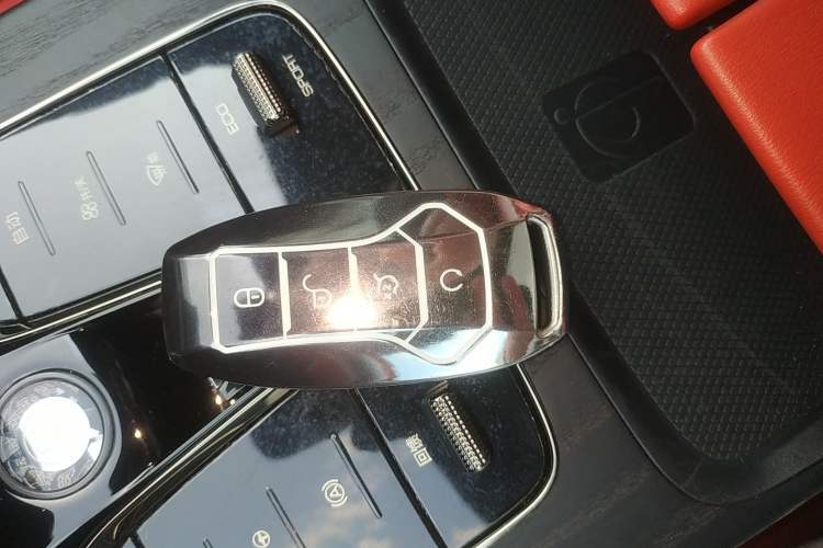 Used BYD Han 2020 EV Four-Wheel Drive High-Performance Flagship Model
