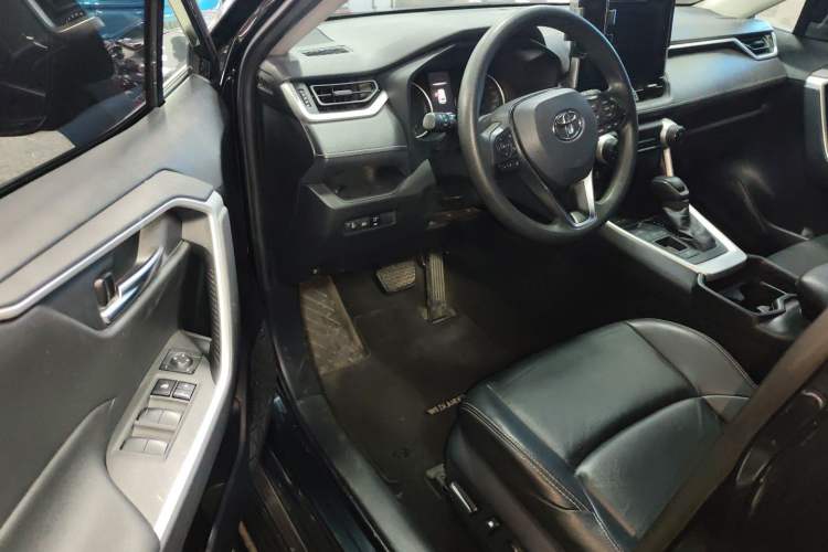 Used Toyota Wildlander 2020 Dual-Engine 2.5L E-CVT Two-Wheel Drive Luxury Edition