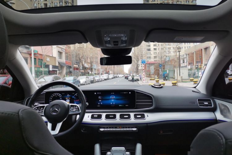 Used Mercedes-Benz GLE 2022 GLE 350 4MATIC Coupe SUV Luxury Model Headliner