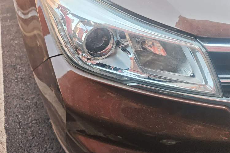 Used Baojun 730 2017 1.5T Manual Fashion Version 7 Seats China V Emission Standard