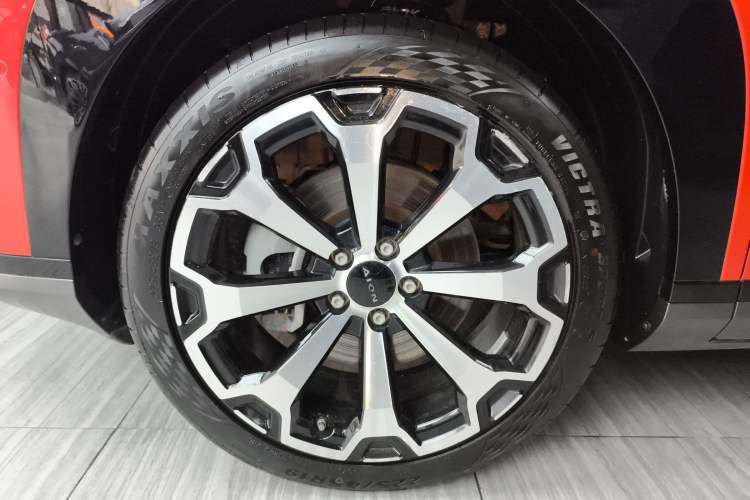 Used AION V 2024 Aion Tyrannosaurus 650 LiDAR Edition
