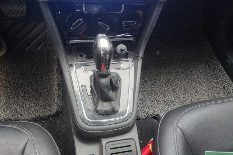 Used Volkswagen Bora 2013 1.4T Automatic Comfort Model