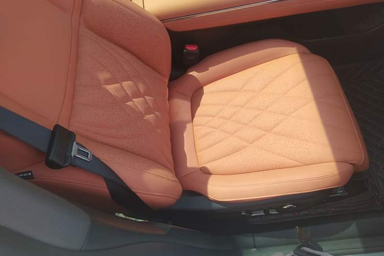 Used Deepal S07 2023 200Max Range-Extended Version Right Front Seat