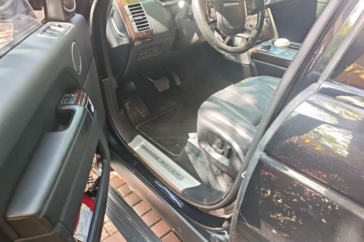 Used Land Rover Range 2016 3.0 SC V6 Vogue Extended Version