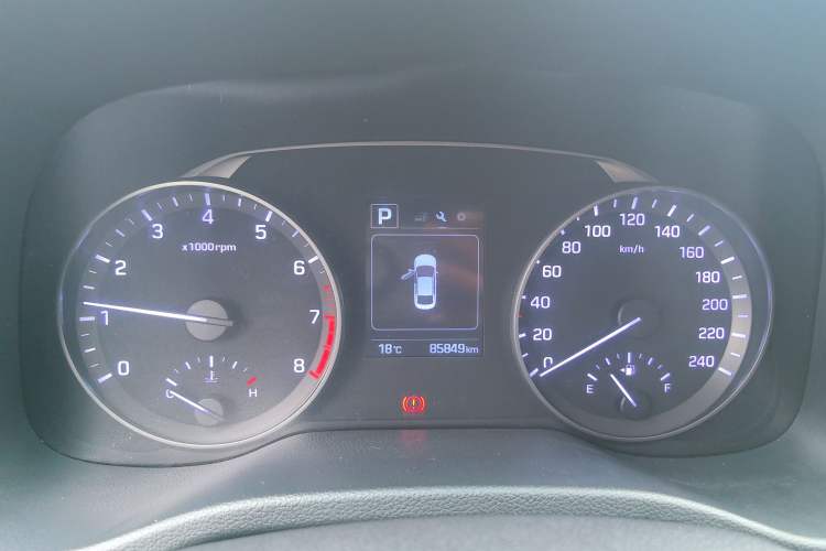 Used Hyundai Elantra (6th Generation / Lingdong) 2016 1.6L Automatic ZhiXuan – Elite Version
