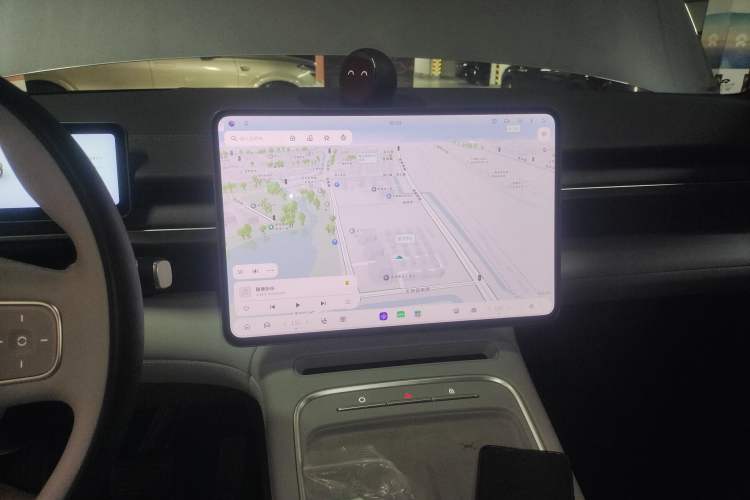 Used Nio ES6 2025 75 kWh Audio And AC Panel