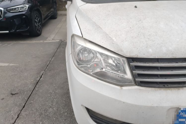 Used Dongfeng Fengon 330 2014 1.5L Manual Standard Edition DK15-02
