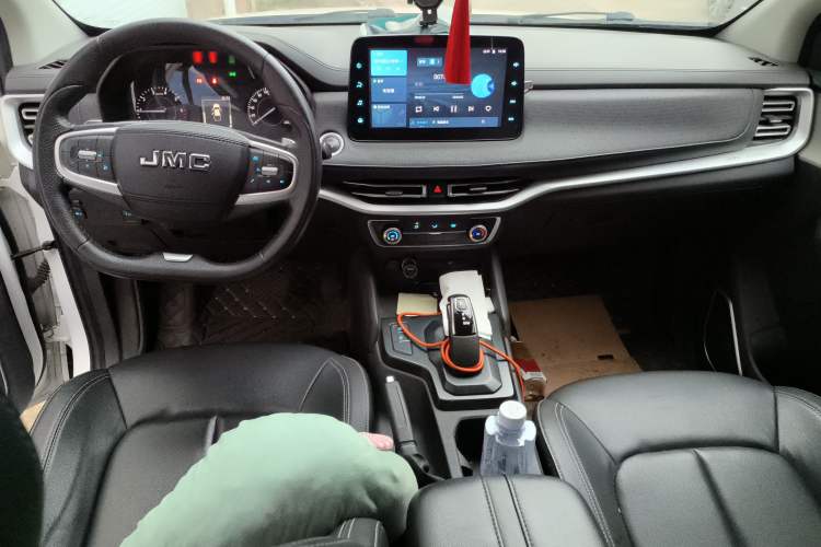 Used JMC Yuhu 7 2022 2.0T Automatic Gasoline Two-Wheel Drive Comfort Plus Long Wheelbase JX4G20A6L
