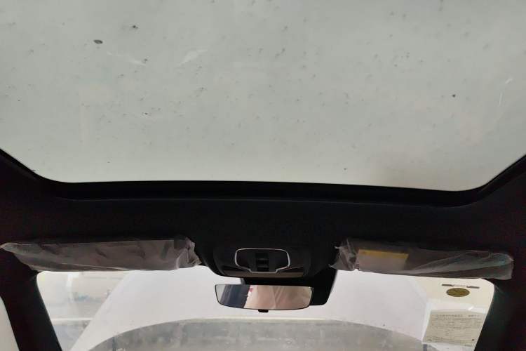 Used Roewe RX5 New Energy 2023 eRX5 Super Hybrid Premium Edition Headliner