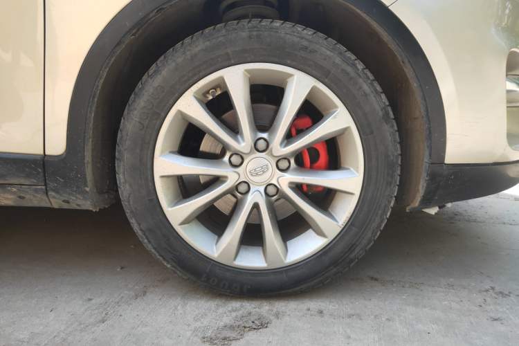 Used Geely Auto Emgrand GS 2016 Sports Edition 1.8L Manual LingShang Model Right Front Wheel Hub