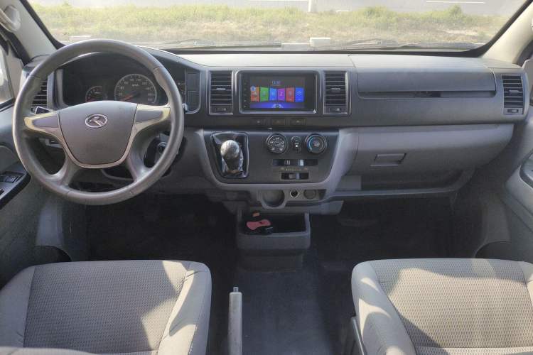 Used King Long Kairui Haoke 2018 2.2L M1 Standard Version V22