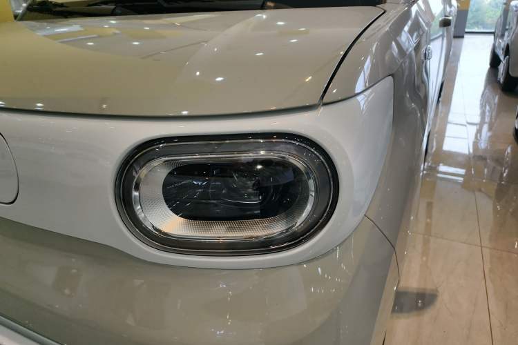 Used Wuling Hongguang MINIEV 2024 3rd Generation 215km Youth Edition