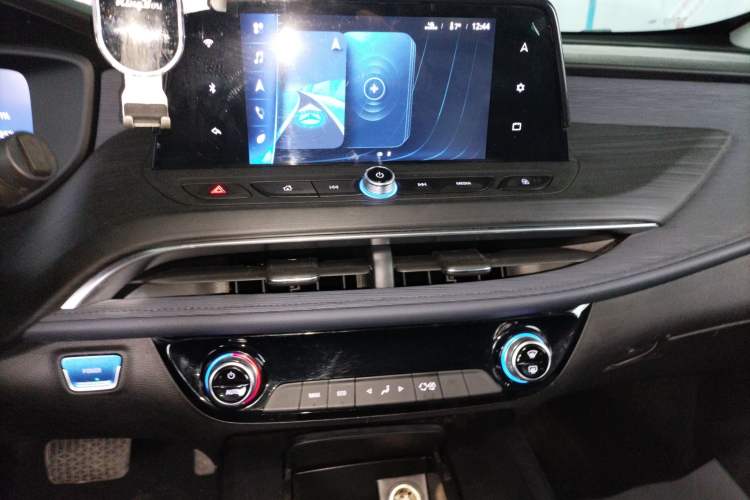 Used Buick Velite 6 2023 430km Range Commuter Version
