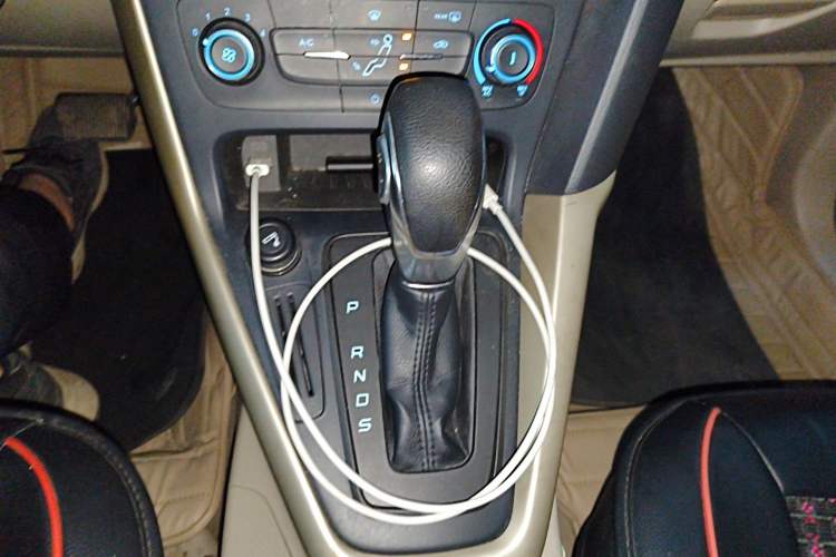 Used Ford Focus 2015 Sedan 1.6L Automatic Comfort Model
