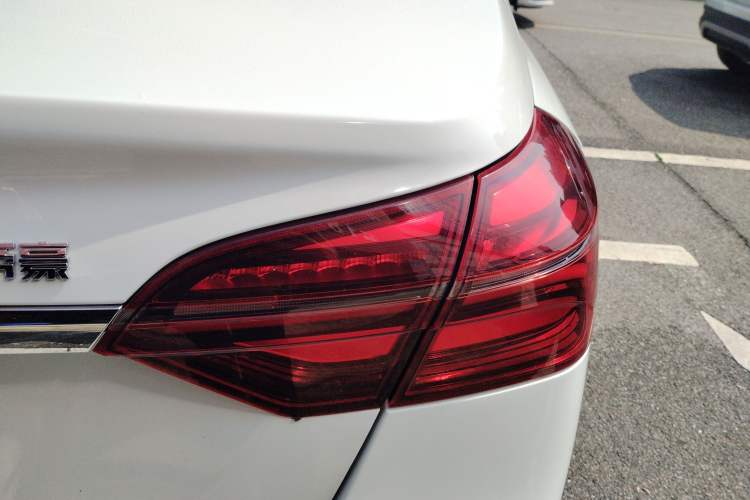 Used Geely Auto Emgrand 2018 1.5L CVT Luxury Model Exterior 3