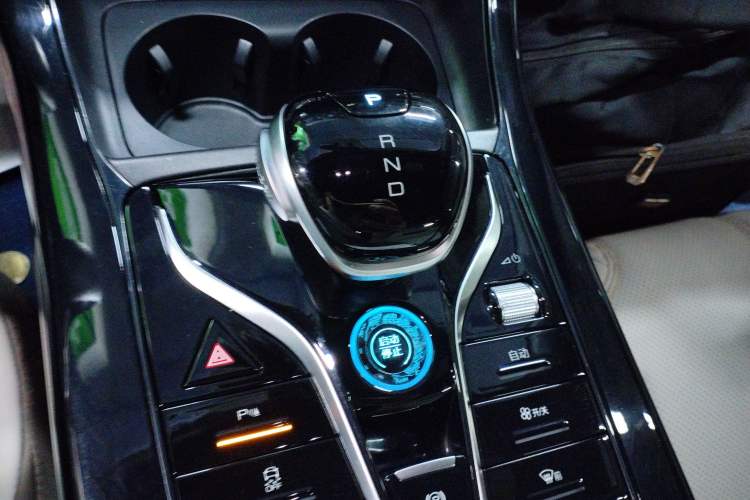 Used BYD Qin PLUS 2024 HONOR Edition DM-i 55KM Leading Model
