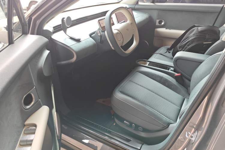 Used firefly firefly 2025 Illuminated Edition
