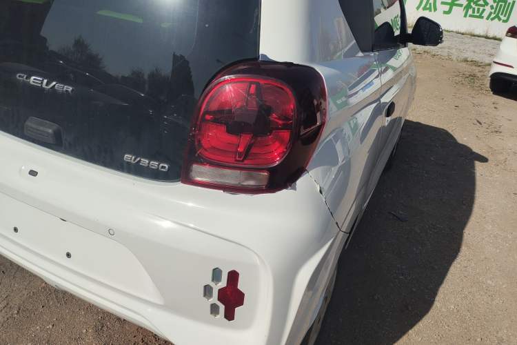 Used Roewe Clever 2021 302 km New Four-Seater Super-Efficient Version